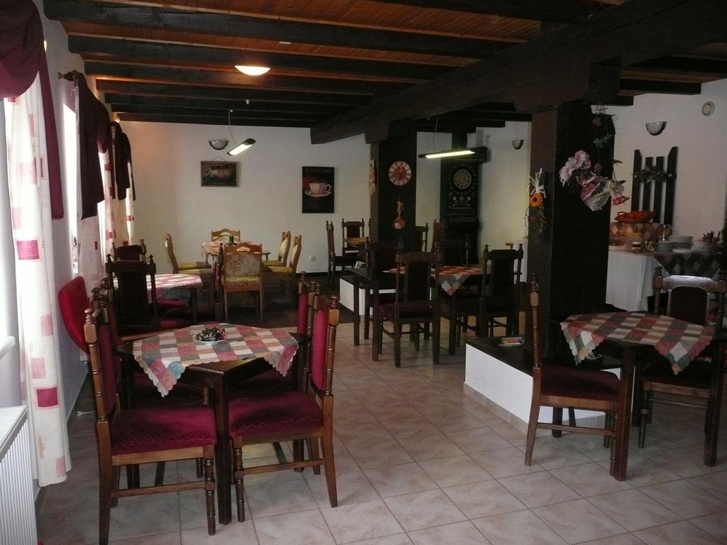 Penzion Hajsky Mlyn Nebanice Exterior foto